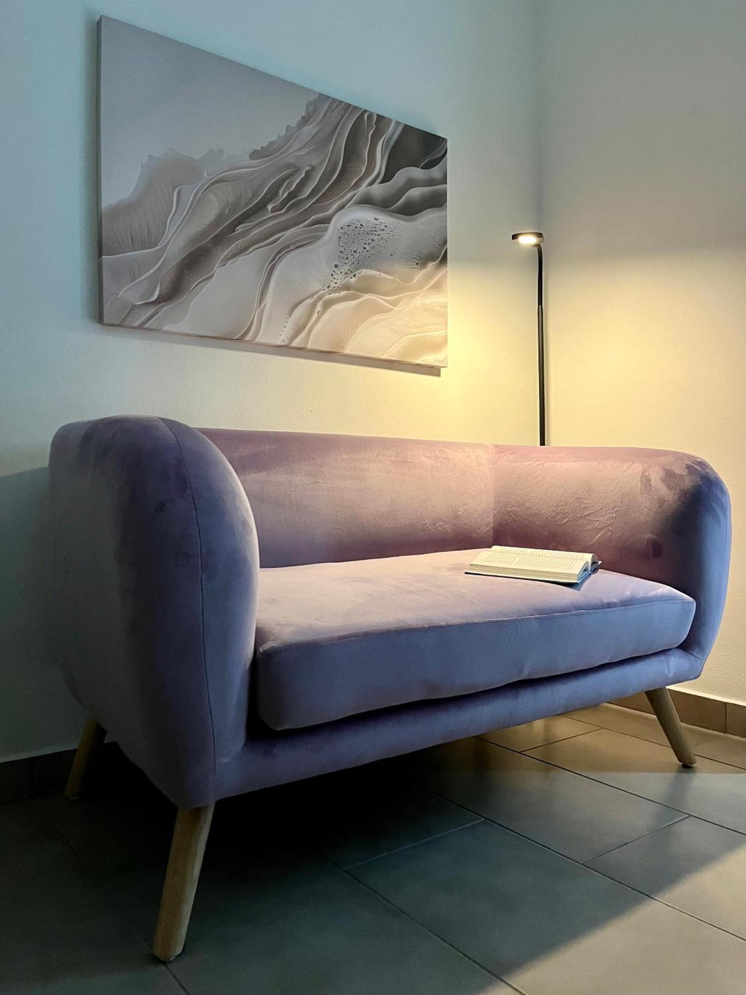 Cozy & Chic - Apartment With A Private Patio Кобарид Экстерьер фото
